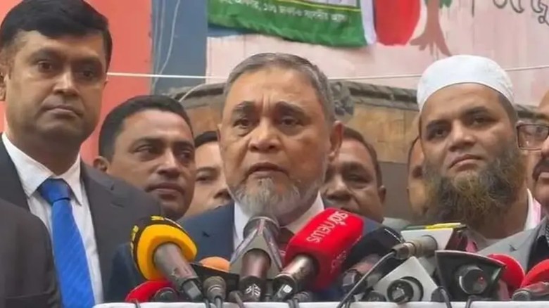 ‘আজ কেন্দ্রের ধারে কুকুর খুঁজে পাবেন না, এখন সব মানুষ’ — সিইসি